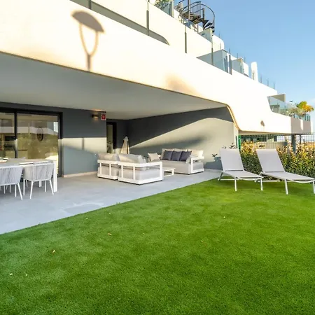 Modern Oasis Serene Эстепона