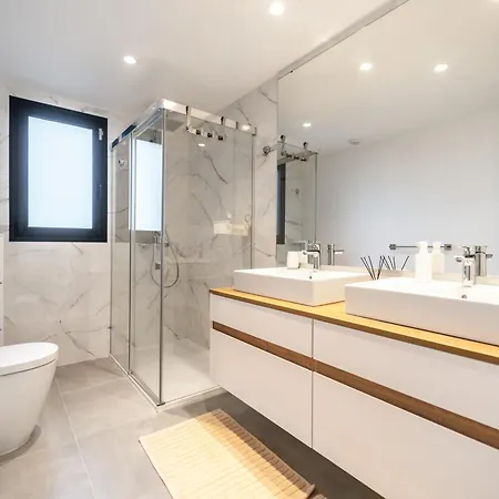 Modern Oasis Serene