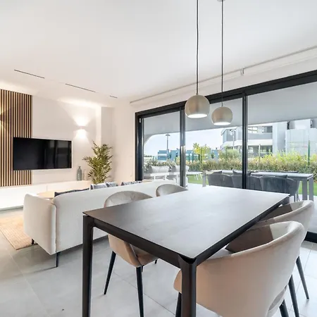 Modern Oasis Serene Apartment