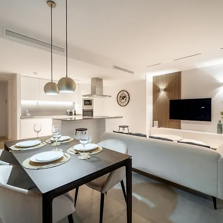Apartment Modern Oasis Serene